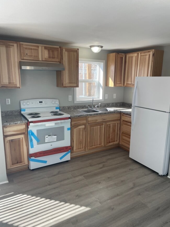 Foto del edificio - 2010 River Dr N