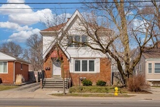 Building Photo - 1407 E 14 Mile Rd