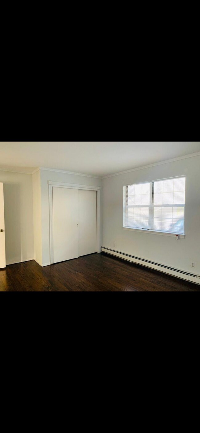 Foto del edificio - 21 Mill River Rd