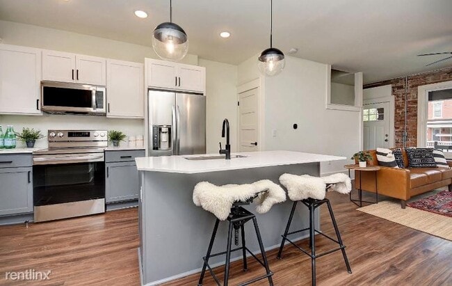 Building Photo - 2 br, 1 bath Townhome - 3032 New Macland Rd