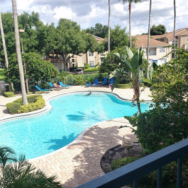 Foto del edificio - 7300 Westpointe Blvd