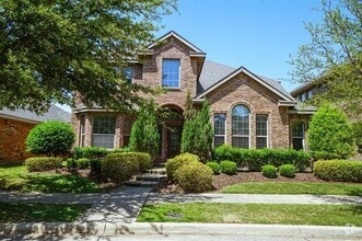 Building Photo - 4904 Newbridge Dr