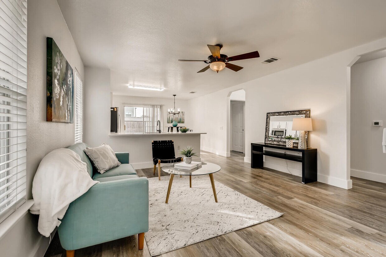 Foto principal - 1604 Anise Dr