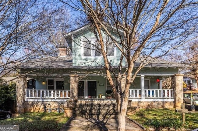 Building Photo - 976 Delaware Ave SE