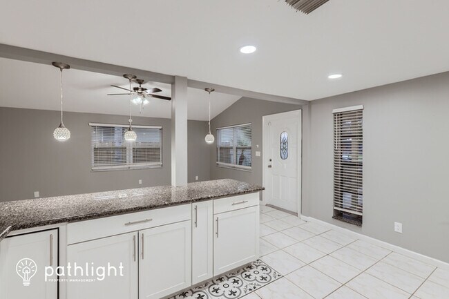 Building Photo - 6075 3rd Avenue South, St. Petersburg, FL,...