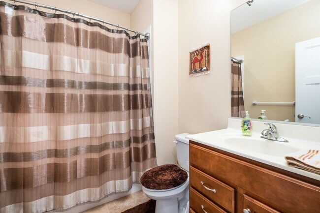 Foto del edificio - 3BR Open Floor Plan with Garage in Captain...