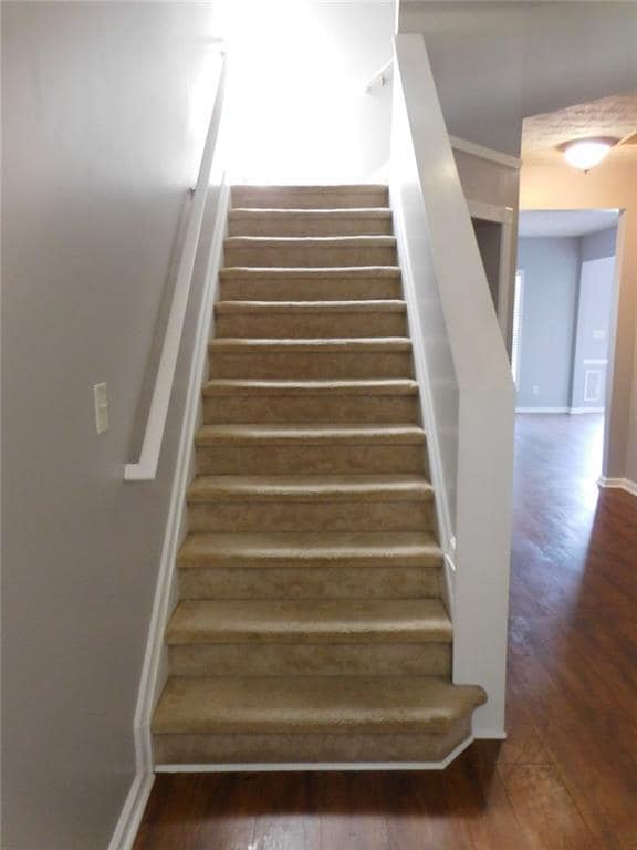 Building Photo - 566 Pond Lillies Rd SE