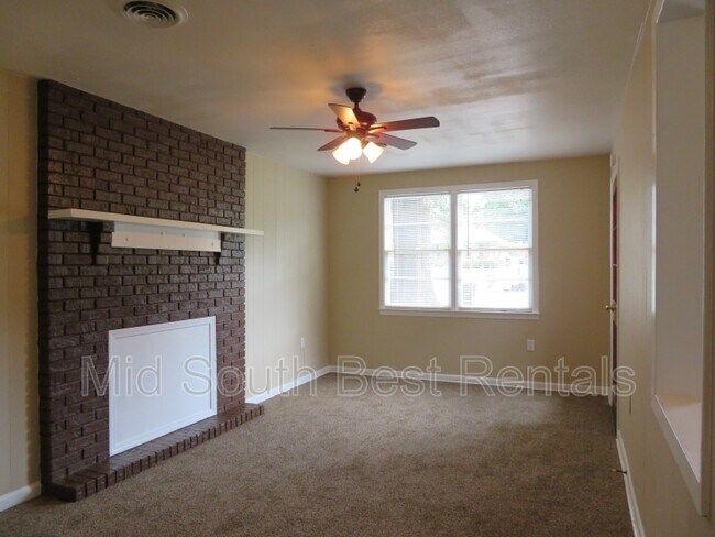 Foto del edificio - 1989 St Elmo Ave