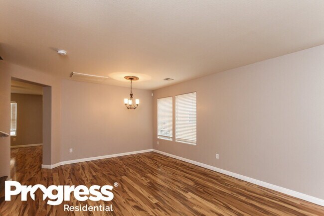 Foto del edificio - 5377 Magnolia Crossing St