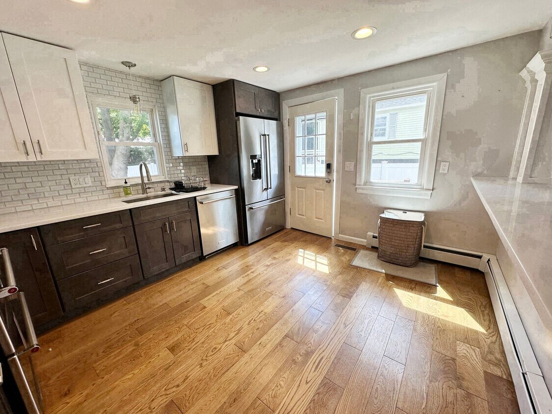 Foto principal - Custom Single Family Smart Home
