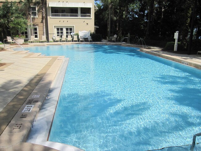 Foto del edificio - 4000 Marriott Dr