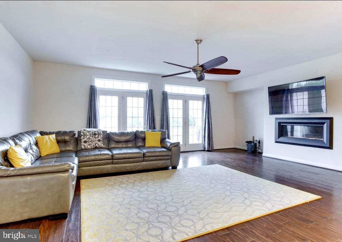 Foto principal - 15619 Tibberton Terrace