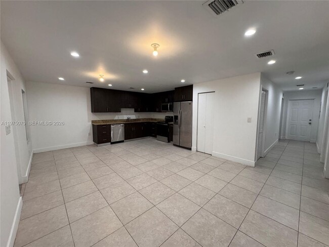 Photo - 605 NW 3rd Ave House