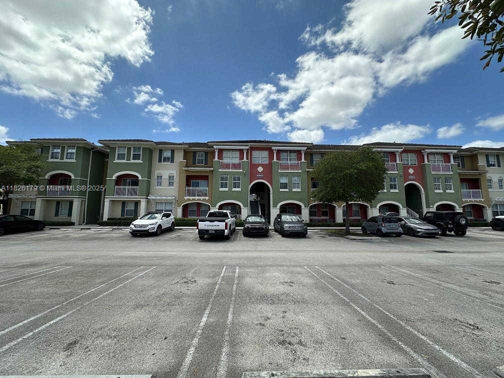 Primary Photo - 11102 NW 83rd St