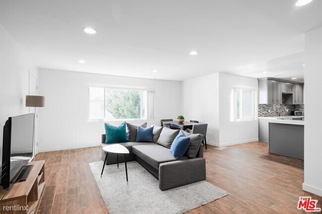 Building Photo - 2 br, 1 bath House - 2614 Kansas Ave Apt G