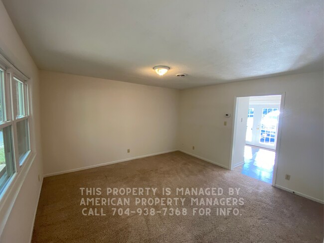 Foto del edificio - 1116 Arbor Dr