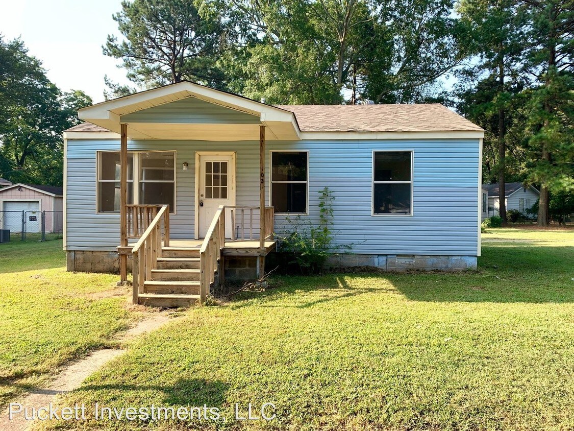 Foto principal - 3 br, 1 bath House - 102 Roosevelt Road