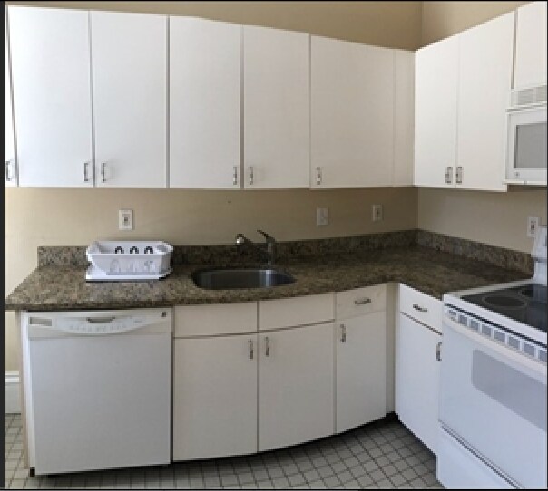 Foto principal - 54 E Springfield St
