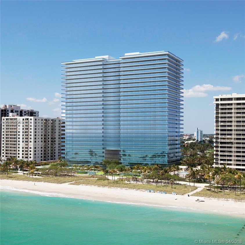 Primary Photo - 10201 Collins Ave