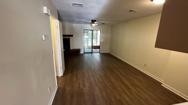 Foto del edificio - Town house for Rent