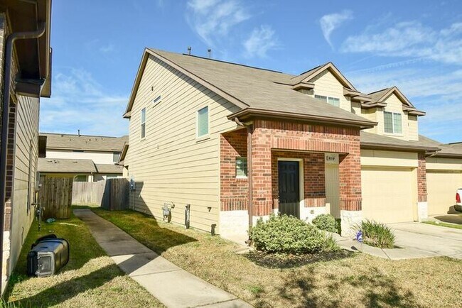 Building Photo - 9719 Caprice Ct