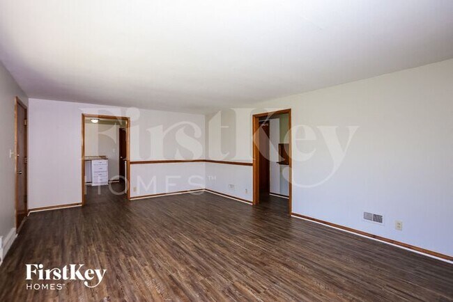 Foto del edificio - 312 NE 82nd St