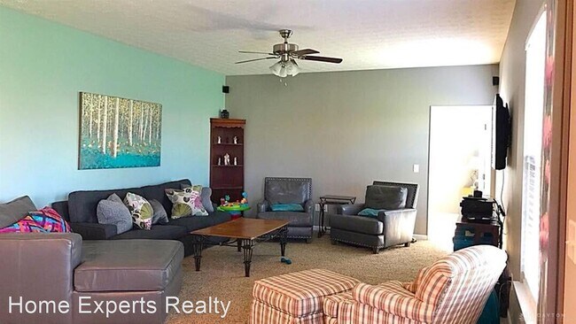 Foto del edificio - 5 br, 3.5 bath House - 9747 Crooked Creek ...