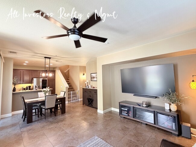 Building Photo - 44972 Bellflower Ln