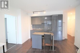 Building Photo - 7-1107 Grenville St