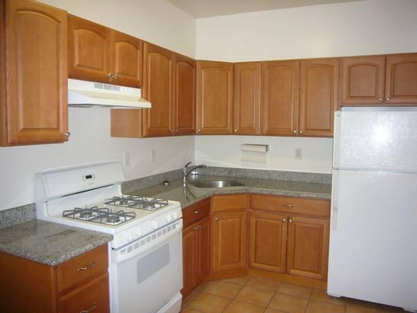 Building Photo - bedroom in San Francisco CA 94102