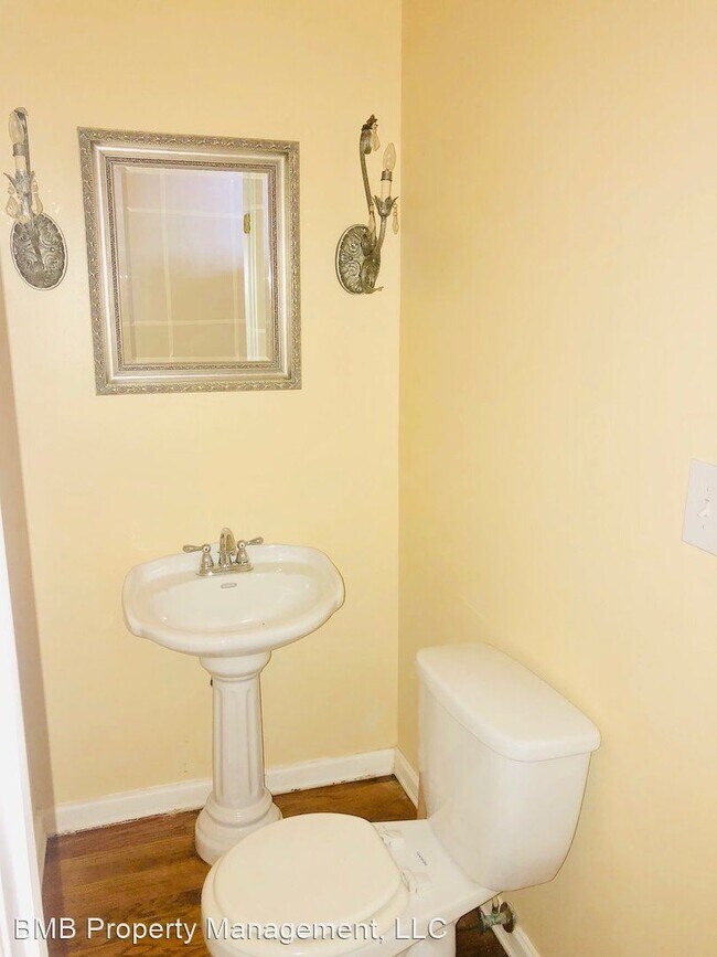 Foto del edificio - 3 br, 2 bath House - 321 Grove Park Drive