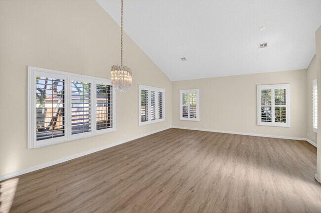 Foto del edificio - 4517 NW 5th Ave