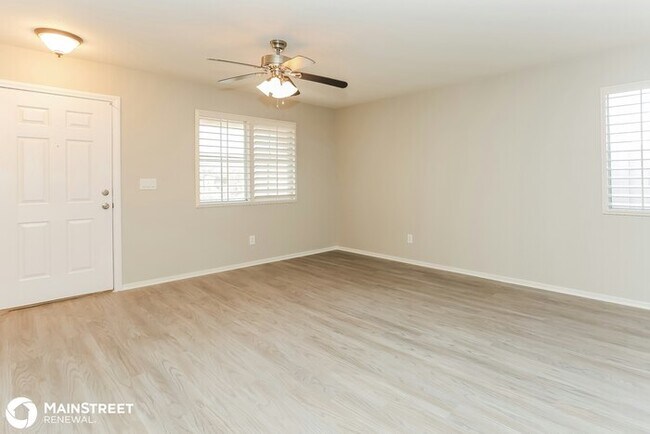 Building Photo - 7932 Olympus Ave, Las Vegas, NV 89131