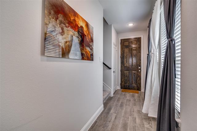 Building Photo - 1069 Norias Dr