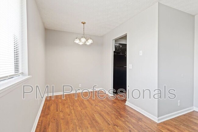 Foto del edificio - 800 Anderson Ln
