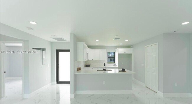 Foto del edificio - 761 Kirkman Ave