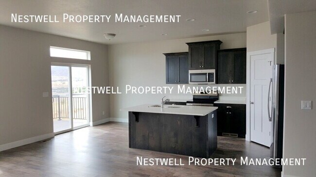 Foto del edificio - 2299 W Cresthaven Ln