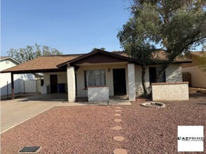 Building Photo - 2015 E Colgate Dr