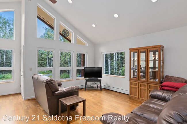 Building Photo - 2 br, 1 bath House - 35126 Waterfront Way