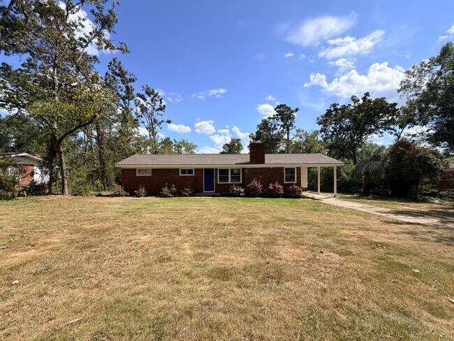 Foto del edificio - 416 Martha Ln