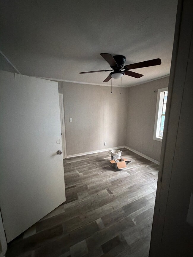 Building Photo - 3026 Bishop Ave