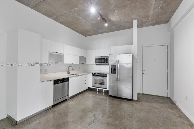 Foto del edificio - 234 NE 3rd St