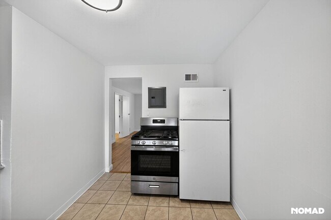 Foto del edificio - 8960 E 12th Ave