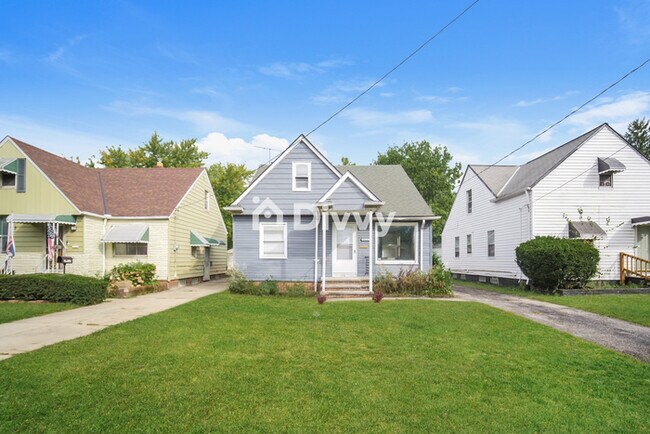 Foto del edificio - 19121 Harvard Ave, Warrensville Heights, O...
