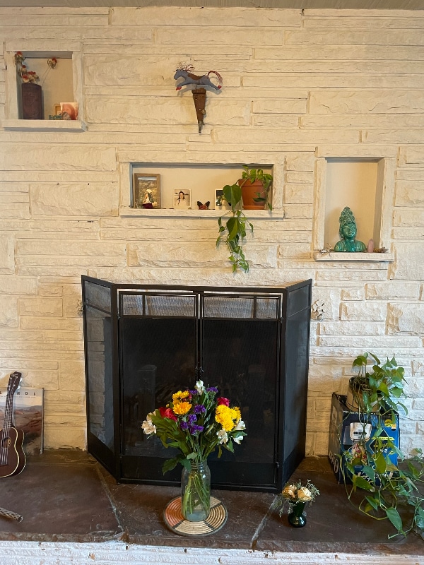 Primary Photo - 24 Matisse Rd