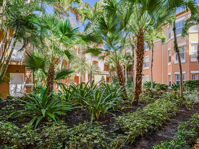 Foto del edificio - 5020 Fairways Cir