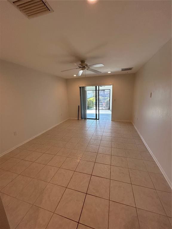 Foto del edificio - 4424 Coral Lake Dr