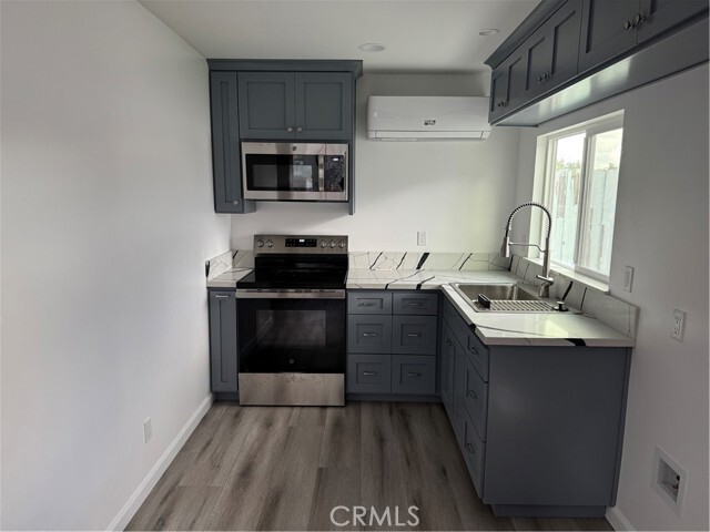 Foto principal - 332 Cameron Ave