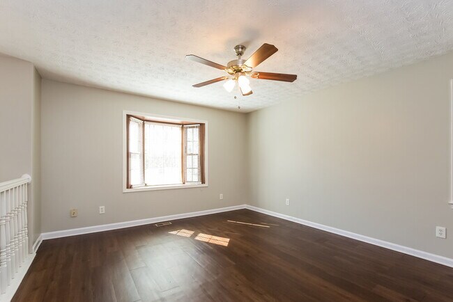 Foto del edificio - 187 Sherwood Forest Dr