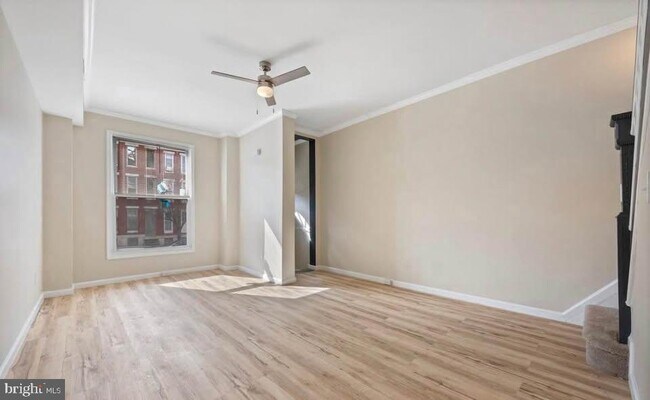 Foto del edificio - 2108 W Baltimore St